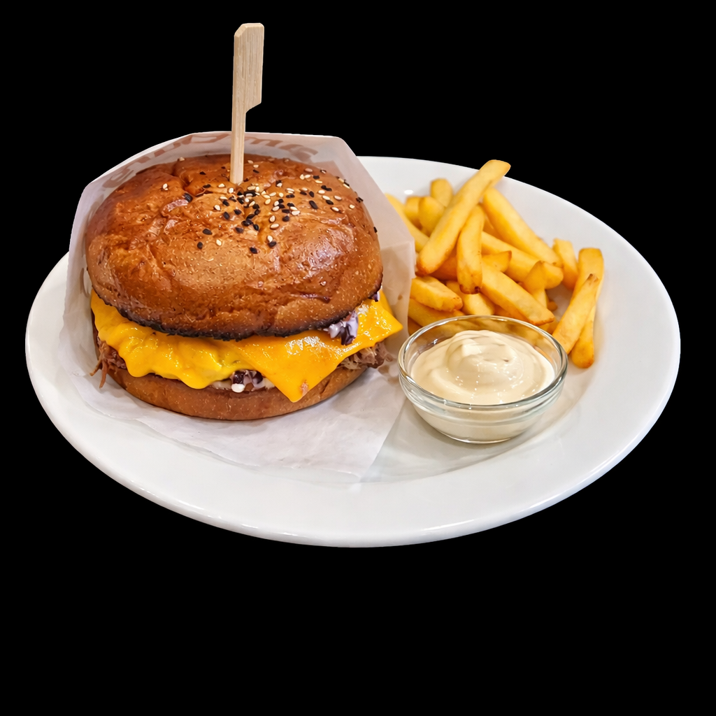 Pulled pork s hranolkami a majonézou